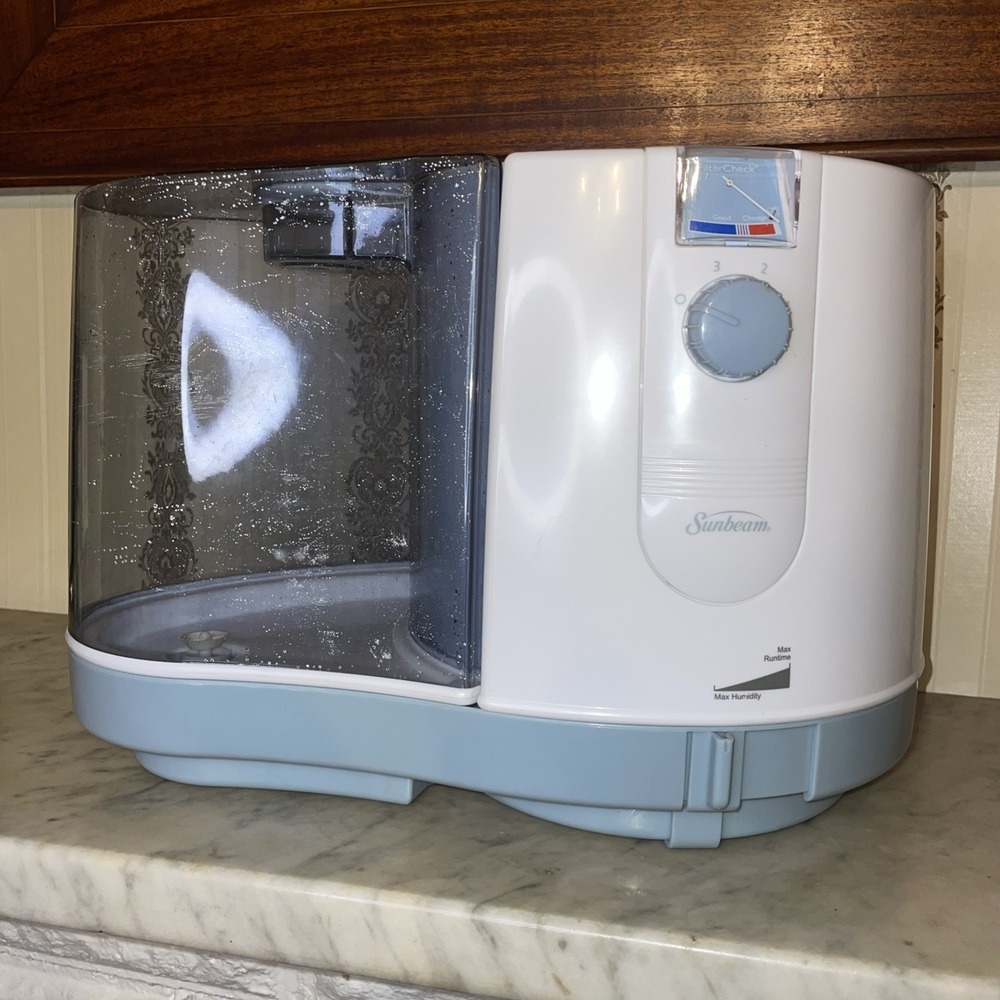 Sunbeam Cool Mist Humidifier SCM1746-UM White ~1.5 gallons